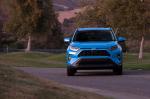 Toyota RAV4 XLE AWD 2018 года (NA)